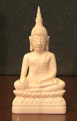 Fine Ivory Thai Buddha seated in earth witness posture (2.5 in. tall) - 20th C